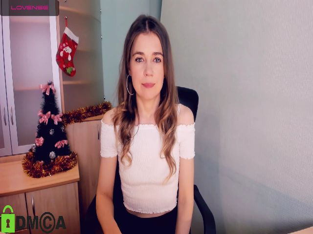 Live sex webcam photo for MisssSheryl #271702767