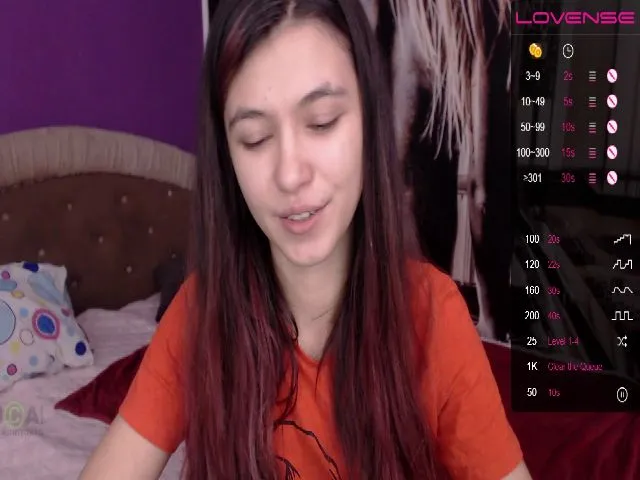 Live sex webcam photo for MisticaMissy #271948800