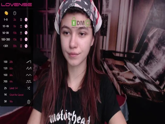 Live sex webcam photo for MisticaMissy #272152130