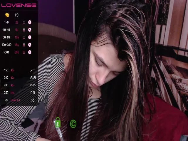 Live sex webcam photo for MisticaMissy #272180264