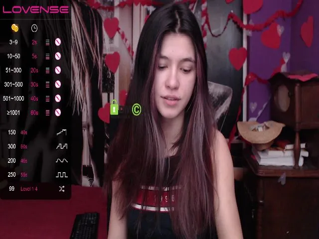 Live sex webcam photo for MisticaMissy #272492840