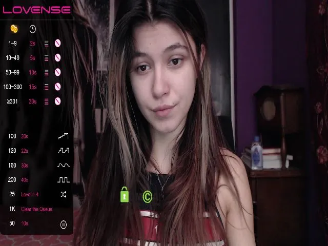 Live sex webcam photo for MisticaMissy #272702887