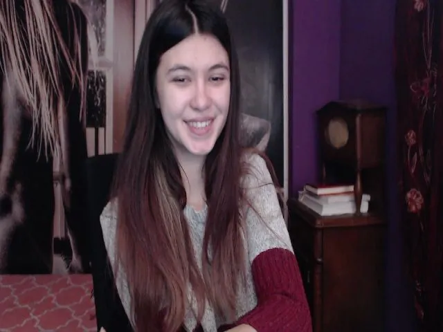 Live sex webcam photo for MisticaMissy #272724505