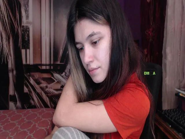 Live sex webcam photo for MisticaMissy #272734783