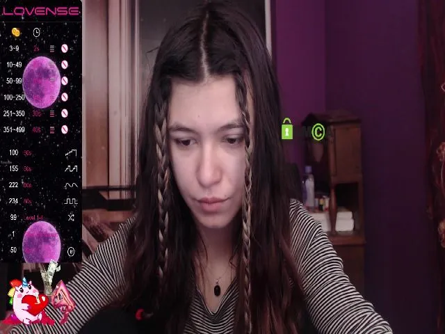 Live sex webcam photo for MisticaMissy #272827727