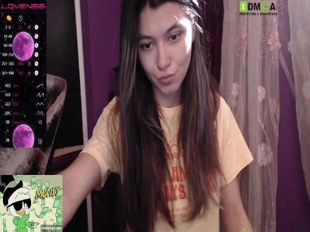 Live sex webcam photo for MisticaMissy #273346526