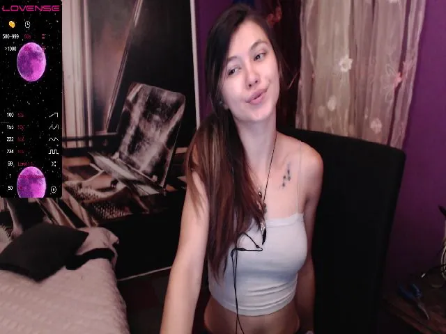 Live sex webcam photo for MisticaMissy #274080894