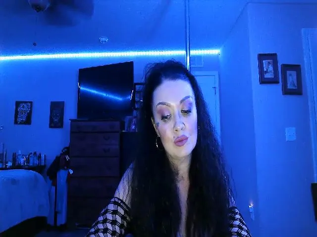 Live sex webcam photo for Mistress0620 #274182531