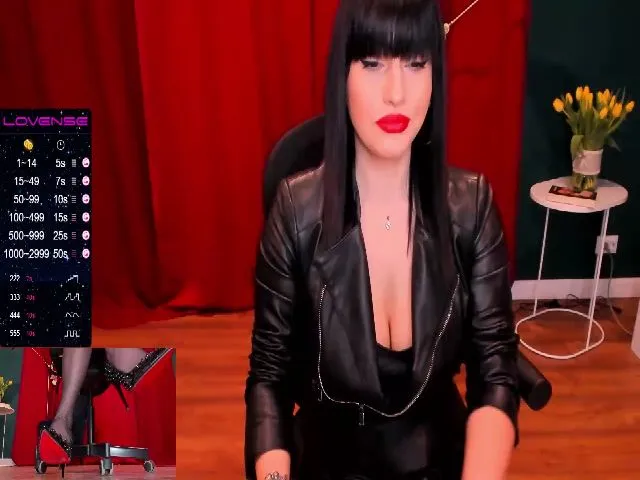 Live sex webcam photo for MistressAlpha #272475166
