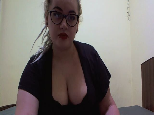 Live sex webcam photo for MistressBeca #273473496