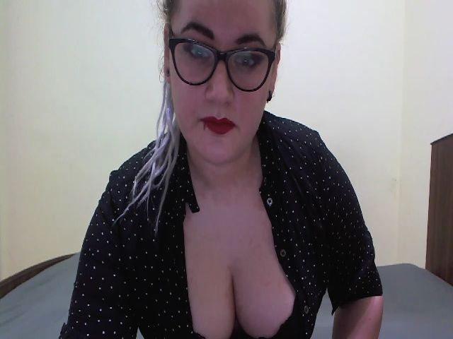 Live sex webcam photo for MistressBeca #273570949