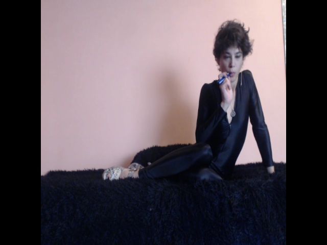 Live sex webcam photo for MistressFaith #274533529