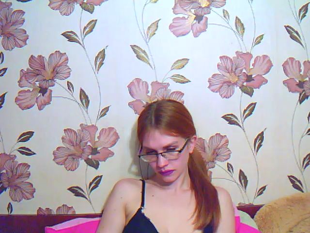 Live sex webcam photo for MistressHard #272377712