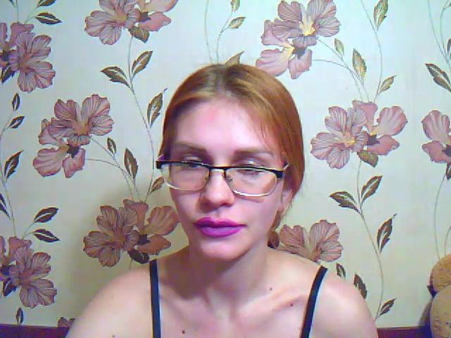 Live sex webcam photo for MistressHard #272413779