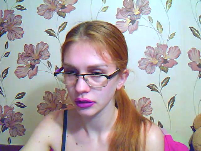 Live sex webcam photo for MistressHard #272414606