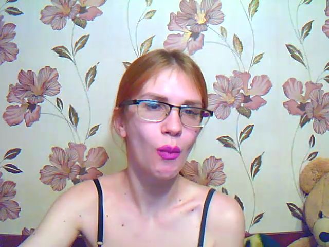 Live sex webcam photo for MistressHard #272514571