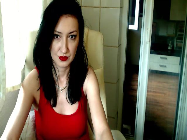 Live sex webcam photo for MistressNadia #274256616