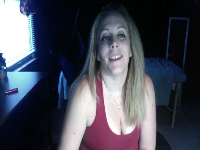 Live sex webcam photo for MistressStorm #271867599