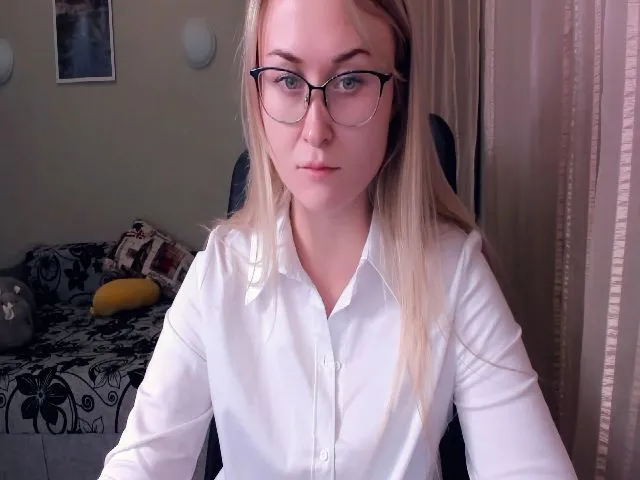 Live sex webcam photo for Mistress_Eva_ #272531095