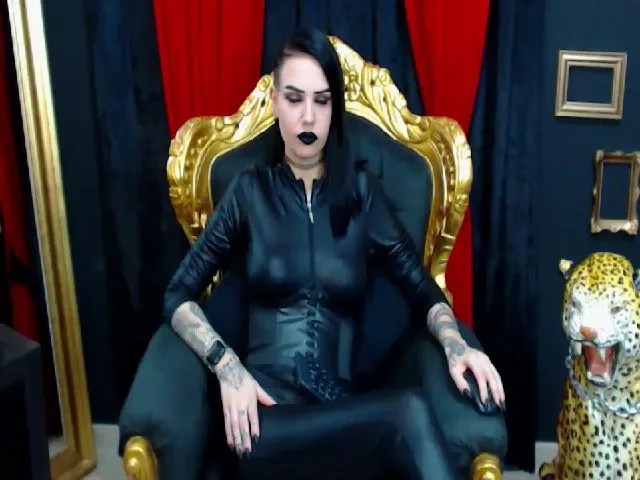Live sex webcam photo for Mistress_Hera #271956306