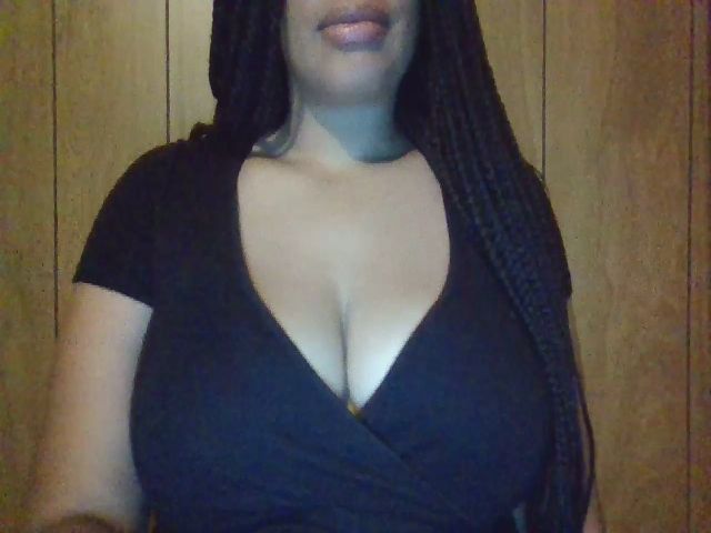 Live sex webcam photo for mixedebony #274450473