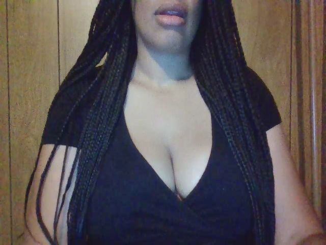 Live sex webcam photo for mixedebony #274451682