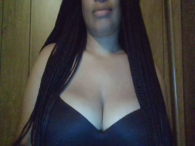 Live sex webcam photo for mixedebony #274470526