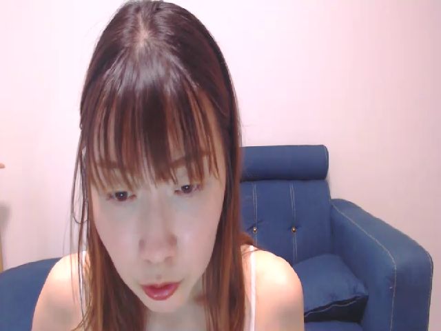 Live sex webcam photo for Miyak0 #273845613