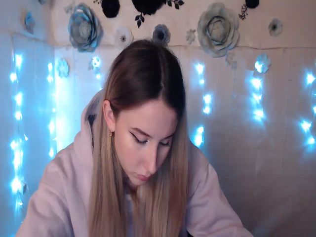 Live sex webcam photo for ModestBlonde #271736065