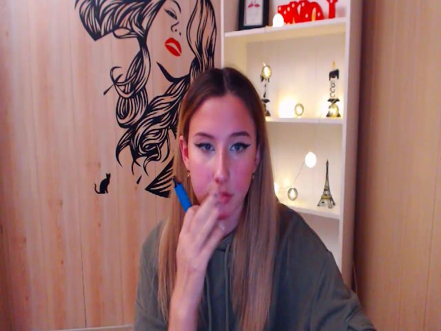 Live sex webcam photo for ModestBlonde #271763207