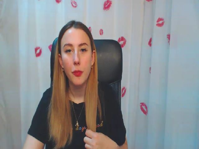 Live sex webcam photo for ModestBlonde #272069084