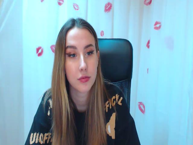 Live sex webcam photo for ModestBlonde #272241004