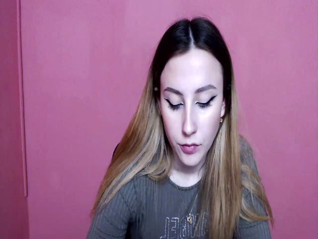 Live sex webcam photo for ModestBlonde #272424102