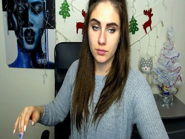 Live sex webcam photo for MollyKiss_ #271955826
