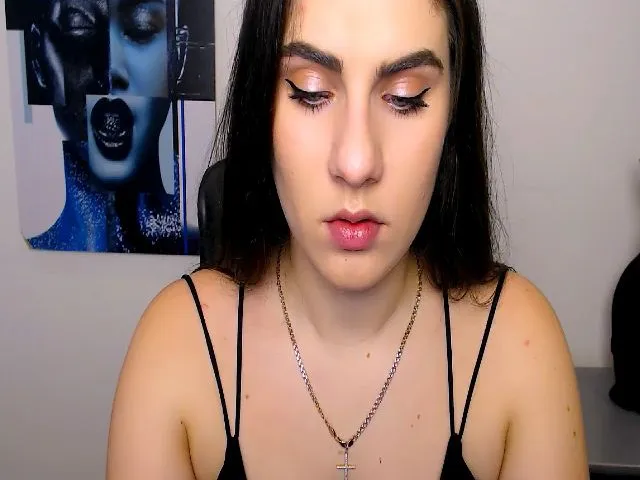Live sex webcam photo for MollyKiss_ #272083019