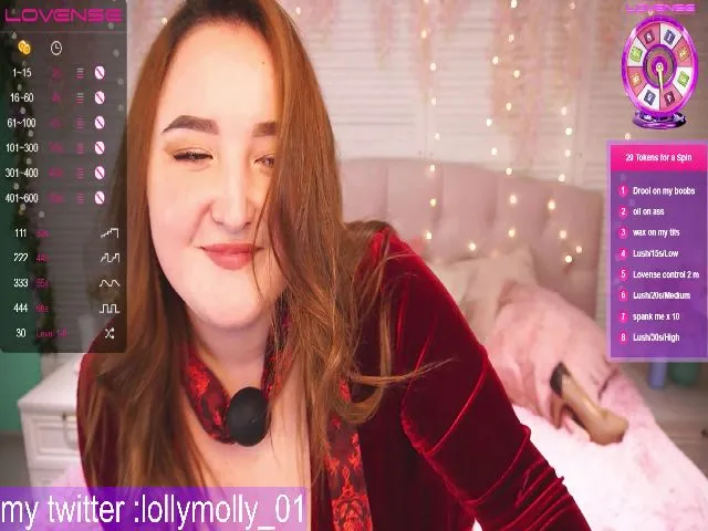 Live sex webcam photo for MollyLoo #272540795