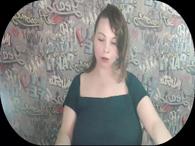 Live sex webcam photo for MollyMey #272115105