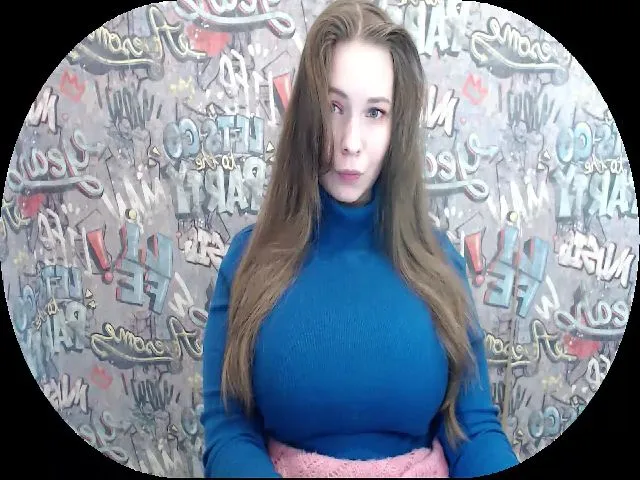 Live sex webcam photo for MollyMey #272348377
