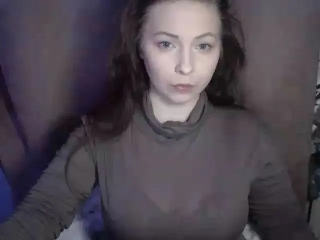 Live sex webcam photo for MollyMey #272689884