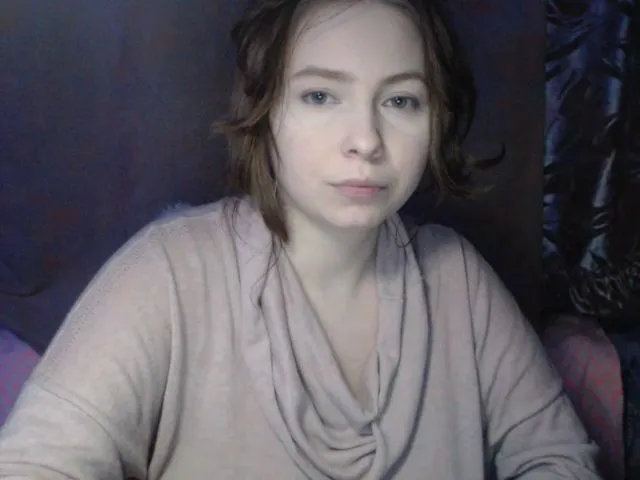 Live sex webcam photo for MollyMey #272814715