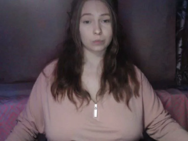 Live sex webcam photo for MollyMey #273045668