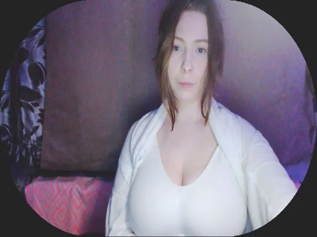 Live sex webcam photo for MollyMey #273272921