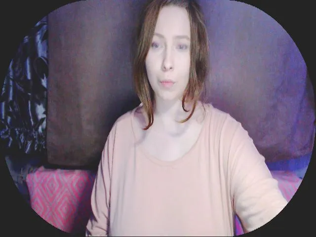 Live sex webcam photo for MollyMey #273317828