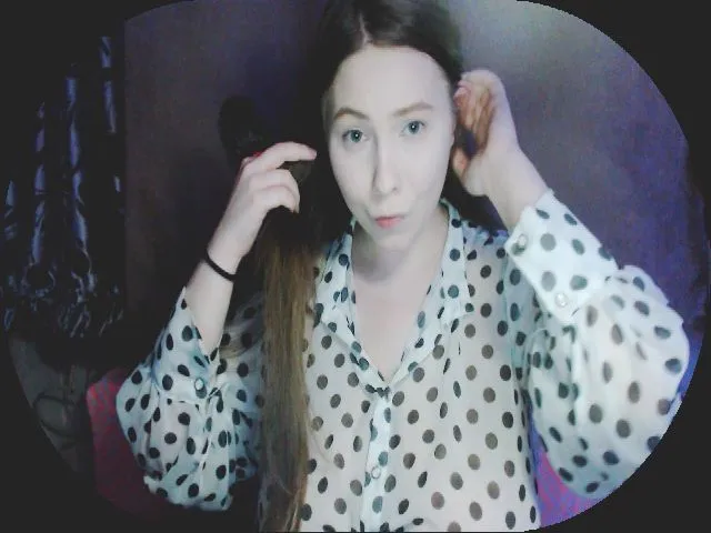 Live sex webcam photo for MollyMey #273385264
