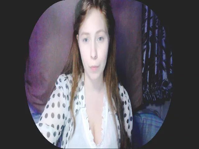 Live sex webcam photo for MollyMey #273411330