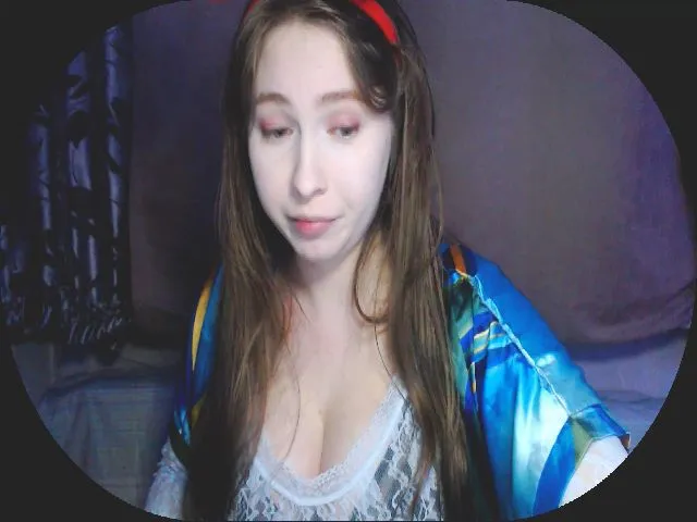 Live sex webcam photo for MollyMey #273485784