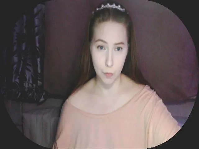 Live sex webcam photo for MollyMey #273575105