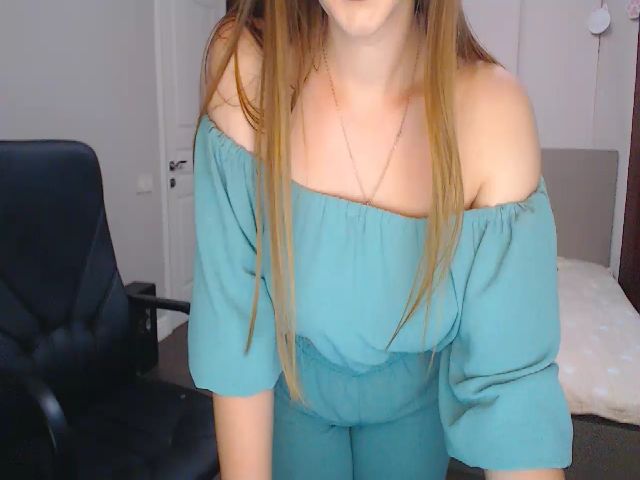 Live sex webcam photo for MollyMitchell #273896757