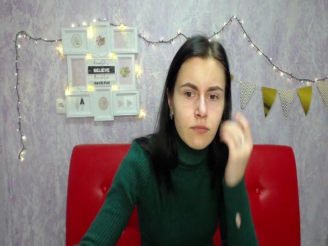 Live sex webcam photo for MollyTravis #272164777