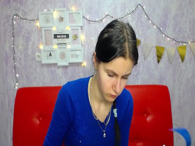 Live sex webcam photo for MollyTravis #272288600